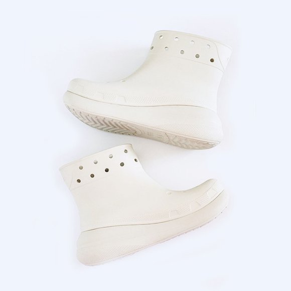 Crocs Iconic Off-White Crush Boot - Size Women 12 - Picture 6 of 9